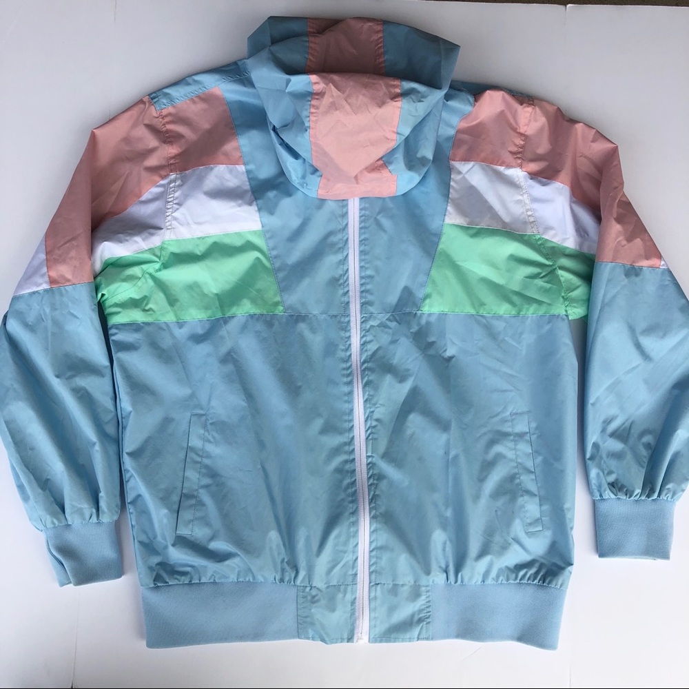 Light Blue Raincoat/Windbreaker XL